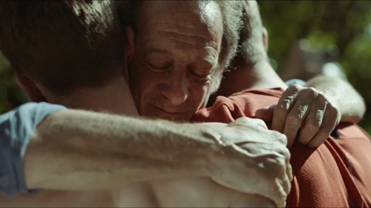 Cena do filme Brincando com Fogo